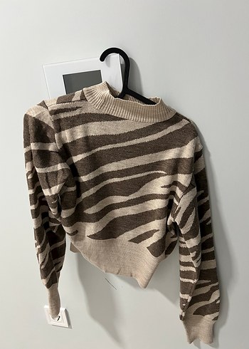 Desenli kazak - Görsel 2