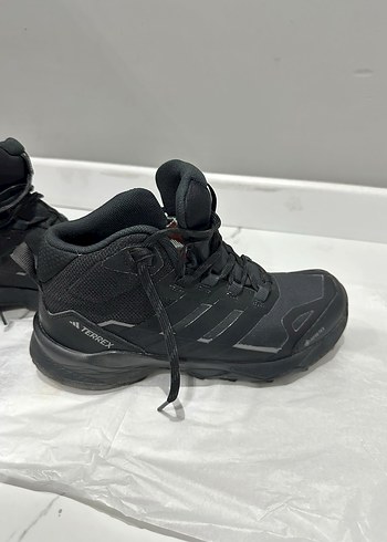 Adidas su geçirmez bot - Görsel 5