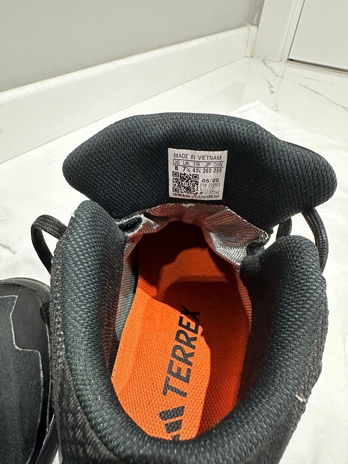 Adidas su geçirmez bot - Görsel 4