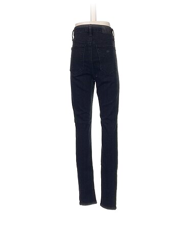32 Beden Bershka Jean / Kot %70 İndirimli.