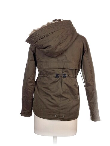 xs Beden Bershka Mont %70 İndirimli.