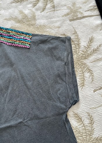 Kadın Gri Kısa Kollu Payetli Tişört - Görsel 3