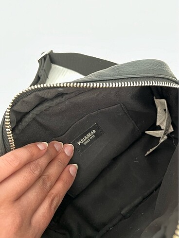  Beden Pullandbear siyah çanta