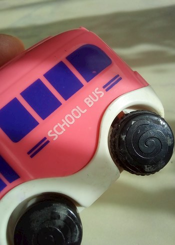 Renkli Pembe Oyuncak Okul Otobüsü - Görsel 6