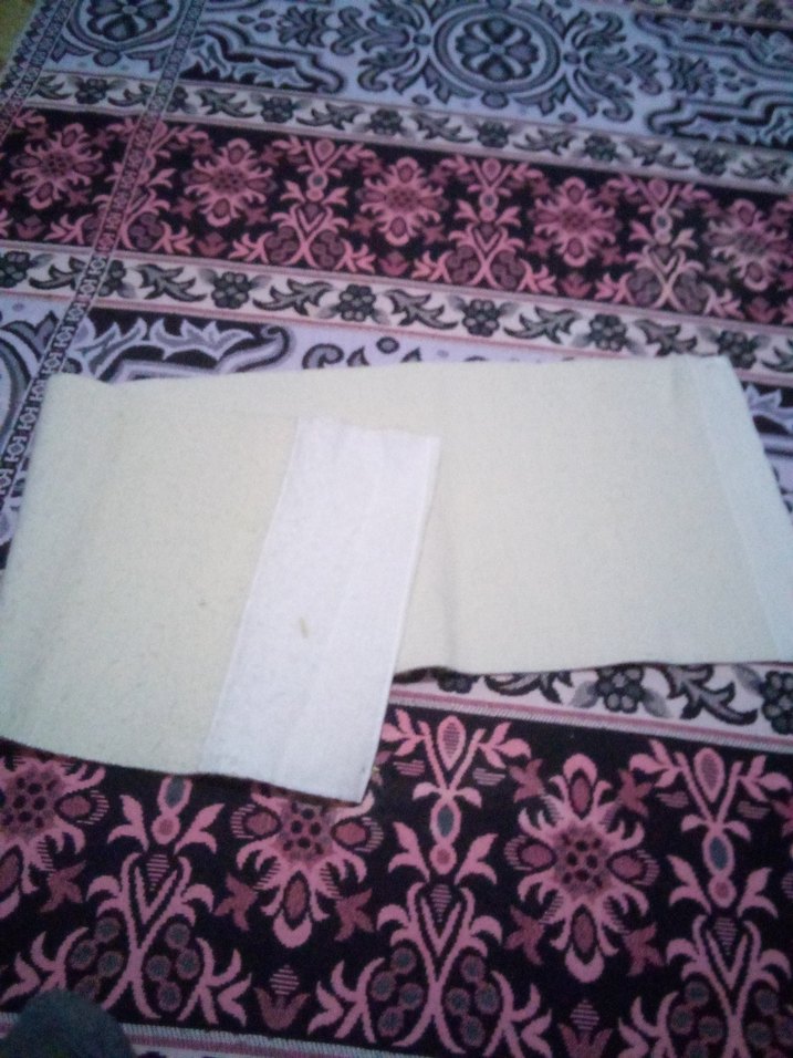 Baskılı Beyaz Egzersiz Matı(Bel Korse) - Görsel 4