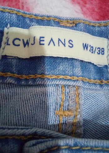 Mavi Normal Kesim Kadın Denim Pantolon - Görsel 5