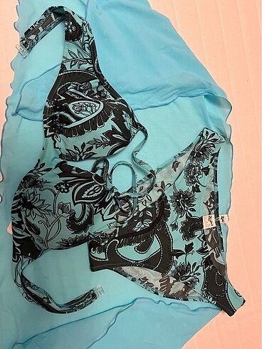 Zeki triko bikini ve pareo 42 beden .