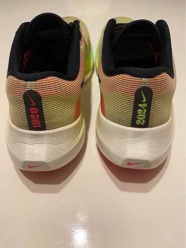 42.5 Beden Nike Air ZOOM FLY5 Premium 2024