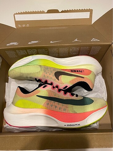 Nike Air ZOOM FLY5 Premium 2024