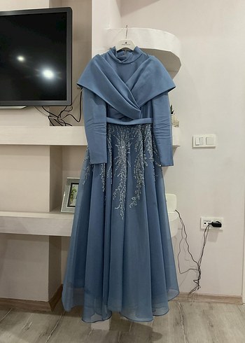 Diğer Uzun Kollu Mavi Nakışlı Tesettür Abiye