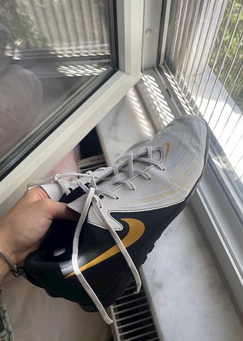 NIKE KRAMPON