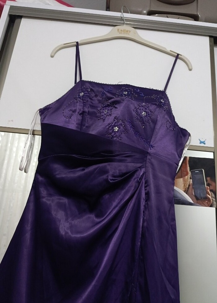 Saten elbise  - Görsel 3