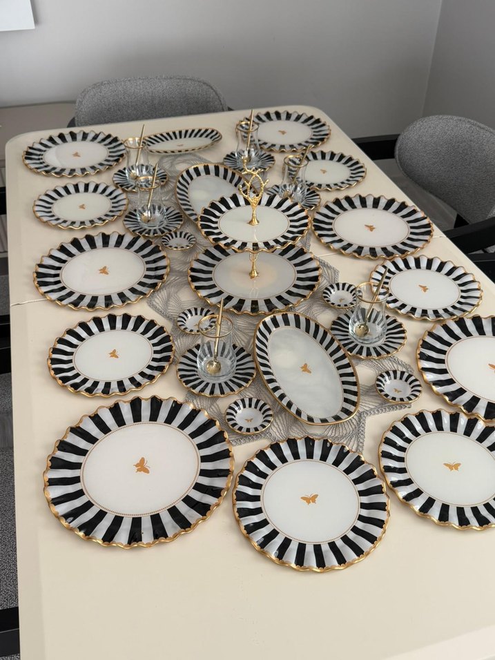 Modern Klasik Nakışlı Beyaz Gri Yemek Takımı - Görsel 2