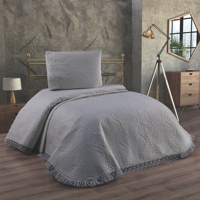 Nakışlı Beyaz Yatak Örtüsü ve Yastık Kılıfı - Görsel 3