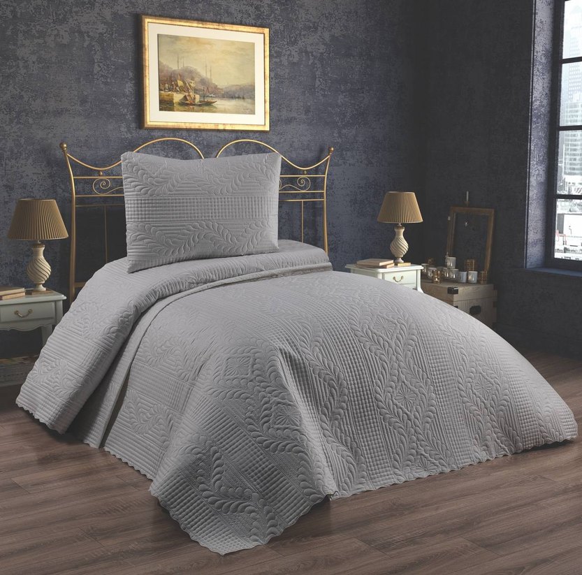 Nakışlı Beyaz Yatak Örtüsü - Görsel 2