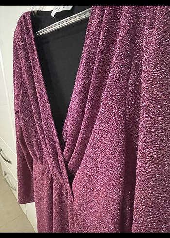 V Yaka Uzun Kollu MANGO elbise - Görsel 2