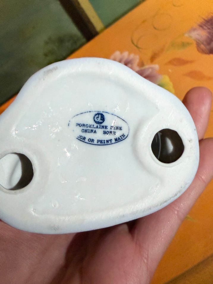 Beyaz El Boyaması Figürin - Görsel 3