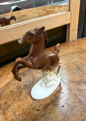 Kahverengi At Figürin - Görsel 2