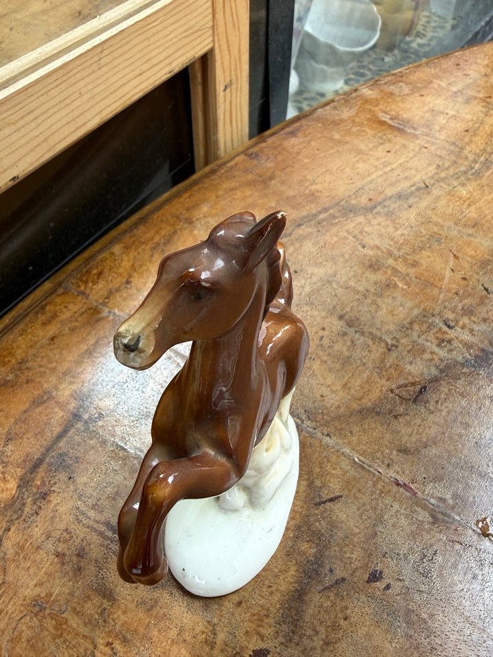 Kahverengi At Figürin - Görsel 3