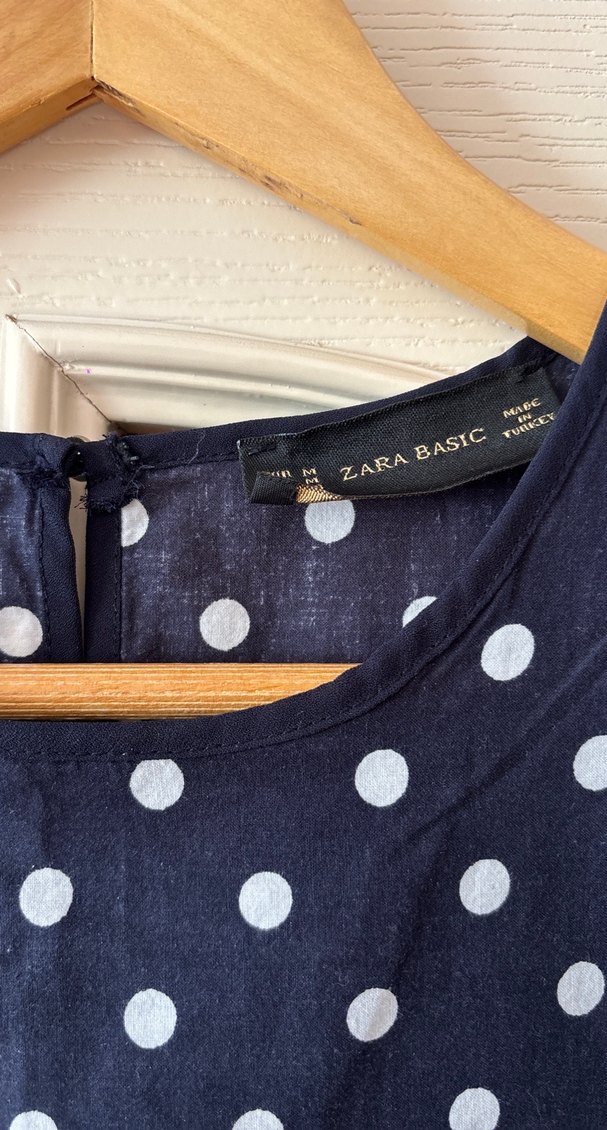 Lacivert Puantiyeli Kolsuz Bluz - Görsel 2