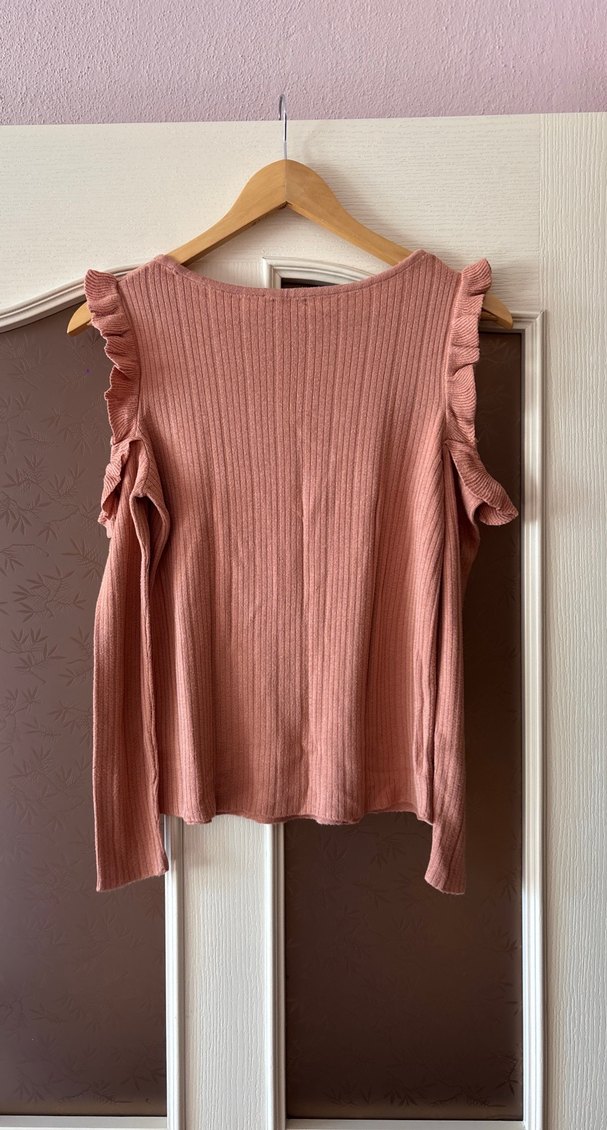 Fırfırlı Omuz Detaylı Kadın Triko - Görsel 3