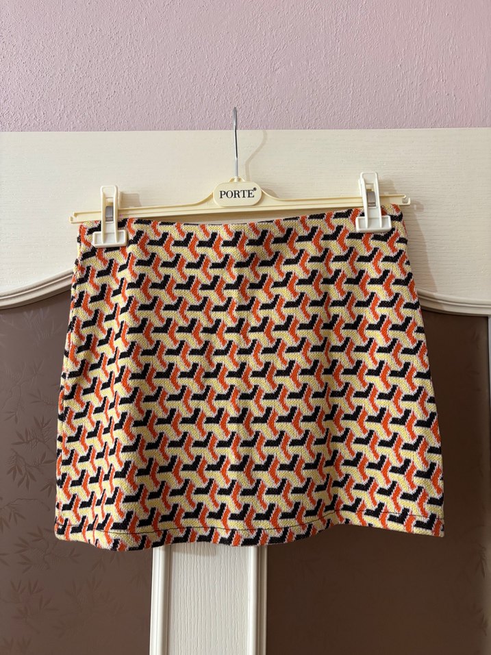 Retro Desenli Pilili Mini Etek - Görsel 2