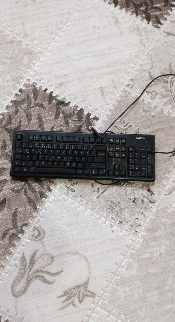 Siyah Kablolu A4Tech Klavye - Görsel 2