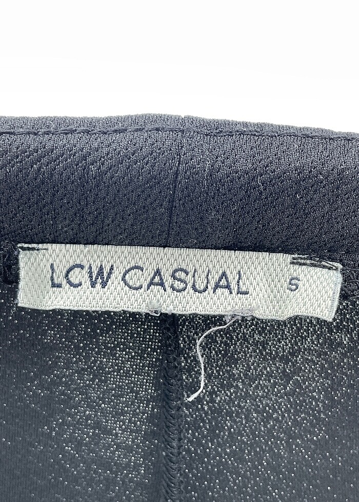 LC Waikiki Düz Kesim %70 İndirimli. - Görsel 4