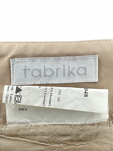 36 Beden ten rengi Renk Fabrika Mini Etek %70 İndirimli.