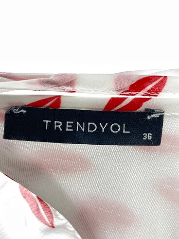 36 Beden çeşitli Renk Trendyol & Milla Günlük Elbise %70 İndirimli.