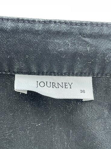 36 Beden siyah Renk Journey Ceket %70 İndirimli.