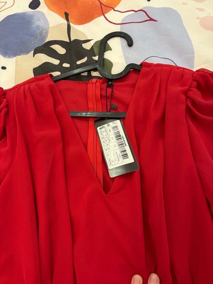 Kırmızı V Yaka Drapeli Midi Elbise - Görsel 2