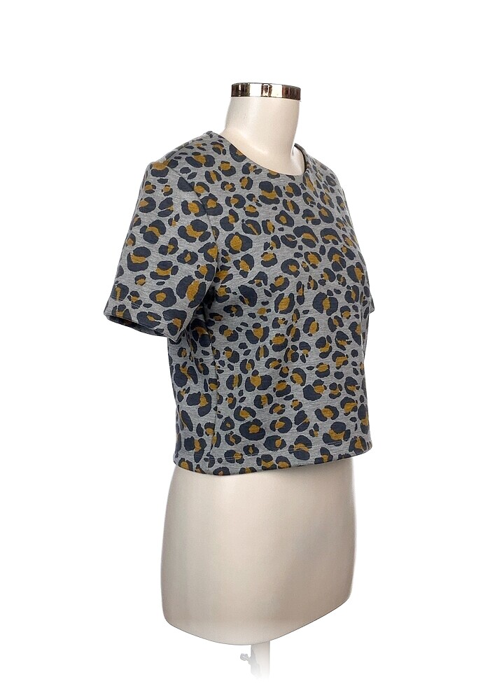 H&M T-shirt %70 İndirimli. - Görsel 2