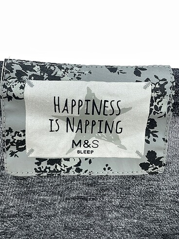 36 Beden çeşitli Renk Marks & Spencer Bluz %70 İndirimli.