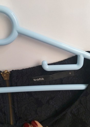 Düğmeli Siyah Midi Kadın Elbise - Görsel 2