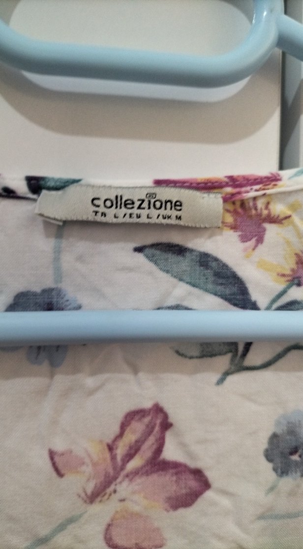 Çiçek Desenli V Yaka Bohem Bluz - Görsel 3