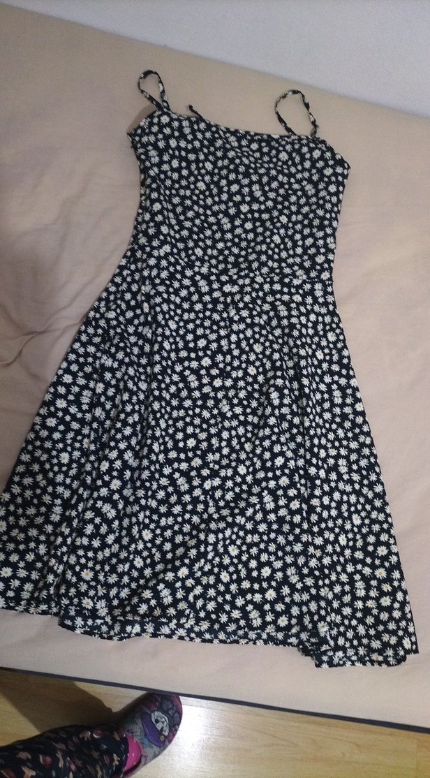 Çiçek Desenli Uzun Askılı Kadın Elbise - Görsel 4