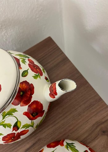 Kırmızı Çiçek Desenli Emaye Demlik - Görsel 4