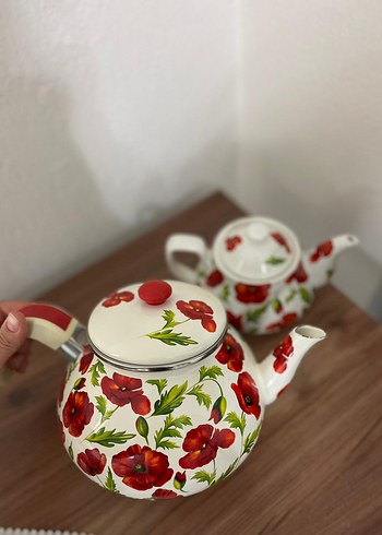 Kırmızı Çiçek Desenli Emaye Demlik - Görsel 2