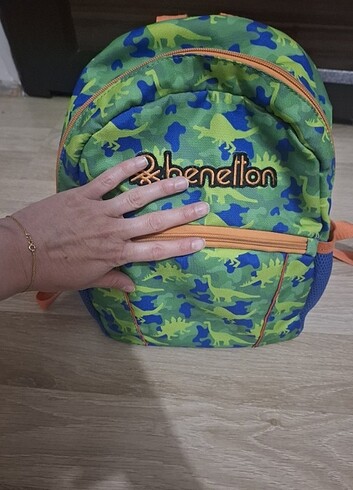 Benetton orjinal anaokulu sırt çantası. - Görsel 6