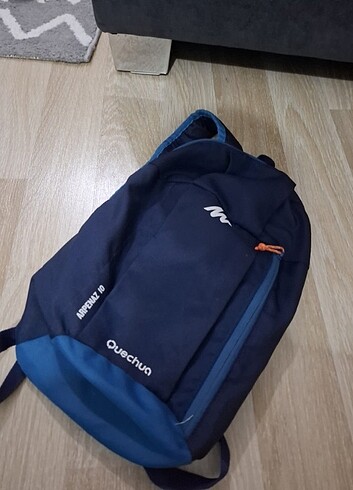  Beden Decathlon Sırt çantasi