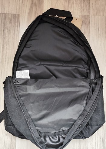 Beden Nike Siyah Fermuarlı Sırt Çantası