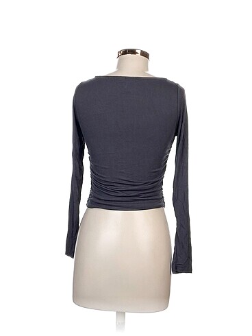 m Beden H&M Bluz %70 İndirimli.
