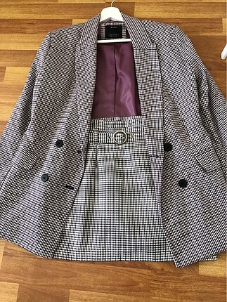 Blazer ceket ve etek takım