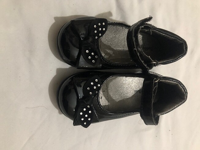 Kız bebek ayakkabısı 22 numara