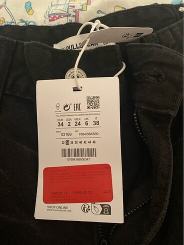 s Beden Pull and Bear Carpenter Jean