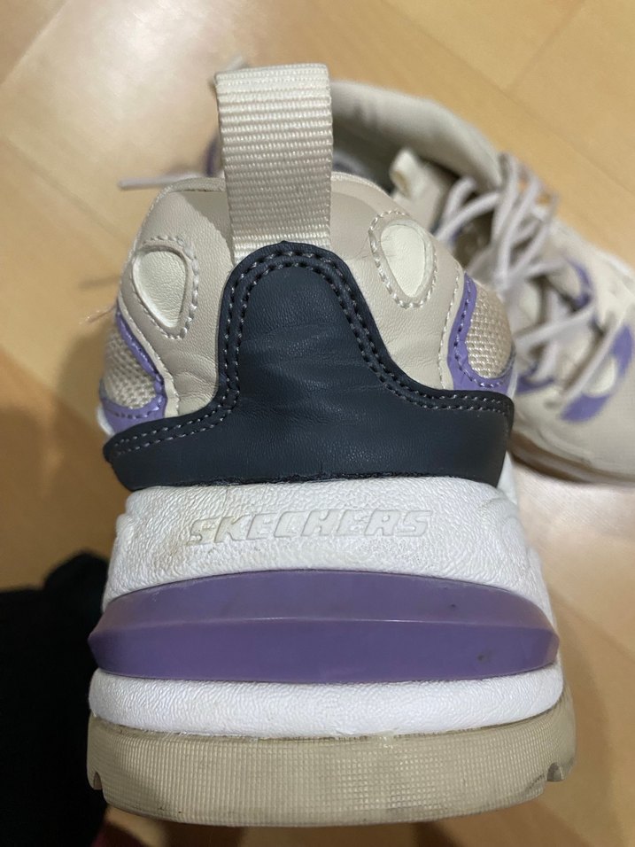 Skechers Beyaz Bağcıklı Kadın Spor Ayakkabı - Görsel 3