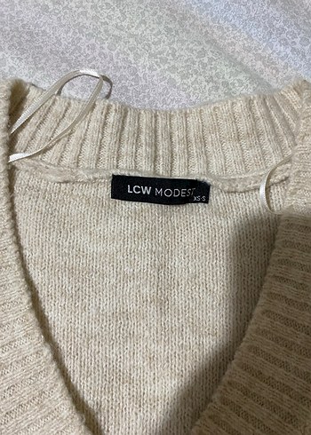 Bej V Yaka Örgü Kadın Süveter - Görsel 3