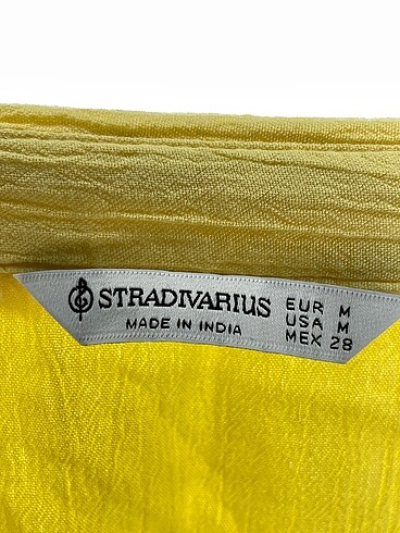 m Beden sarı Renk Stradivarius Gömlek %70 İndirimli.