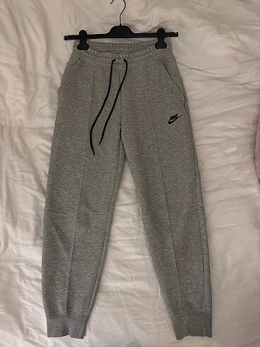 Nike tech fleece kadın